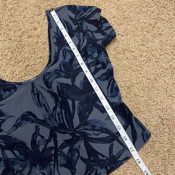 Lululemon Align T-shirt - Picture 3 of 5